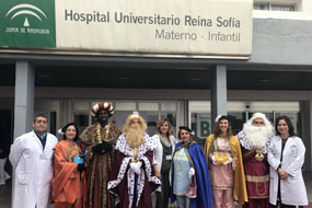 Los Reyes Magos visitan el hospital