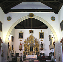 Interior de la Iglesia de Nuestra Señora del Pilar de Víznar.