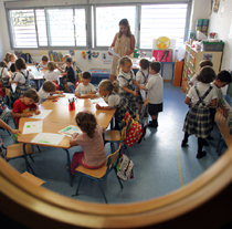 La prioridad en la admisión se extiende por primera vez a aquellos alumnos afectados por el traslado de la unidad familia.