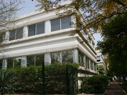 Fachada del edificio C7 (Sevilla)